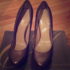 Enzo Angolini Dark Bronz Heels